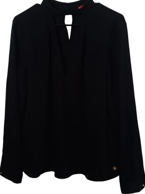 Guess Black Long-Sleeve Keyhole Top